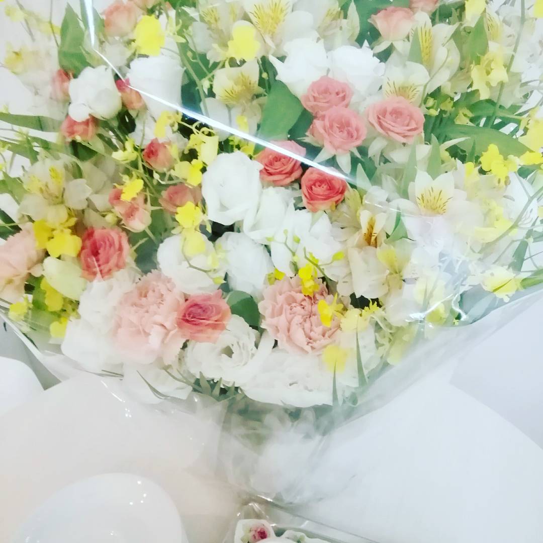 お花がいっぱい♡
#スペースフローリア #軽井沢 #レンタルサロン #イベントスペース #アロマセラピーサロン