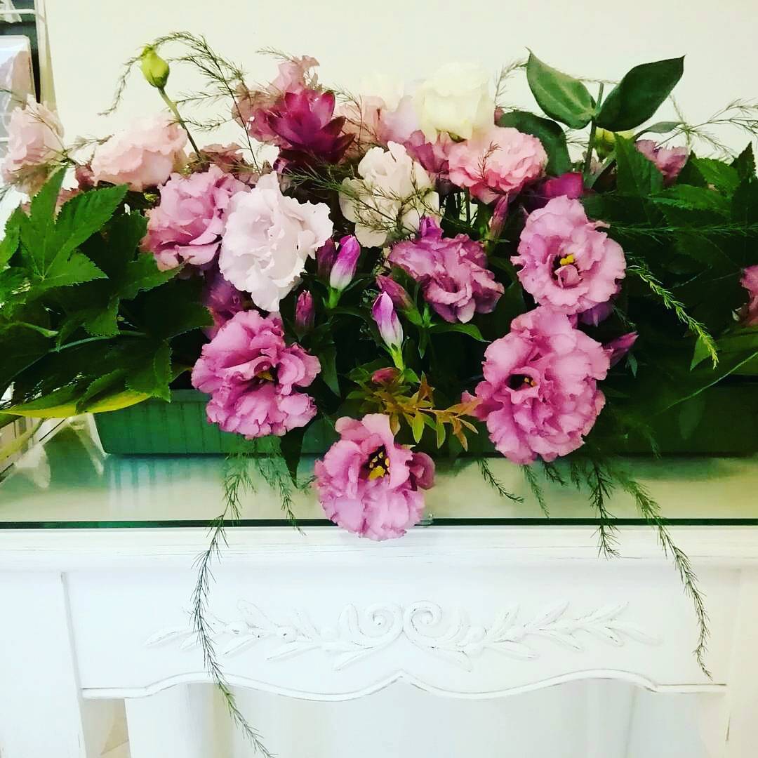 お花がいっぱい♡
#スペースフローリア #軽井沢 #レンタルサロン #イベントスペース #アロマセラピーサロン